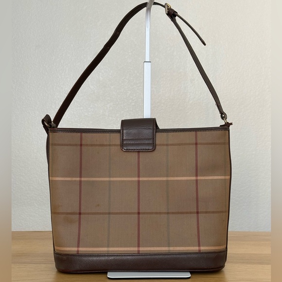 Burberrys Shouder Bag - Picture 2 of 15
